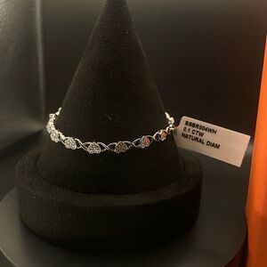 Elegant Silver Heart Bracelet